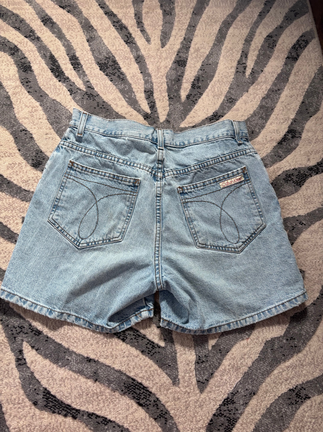Vintage Calvin Klein Jean Shorts Longer Length Size 8 | Y2K Denim