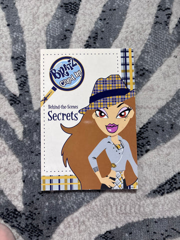 Bratz Cued In! Behind the Scenes Secrets Book 2004 | MGA Entertainment | Y2K Collector