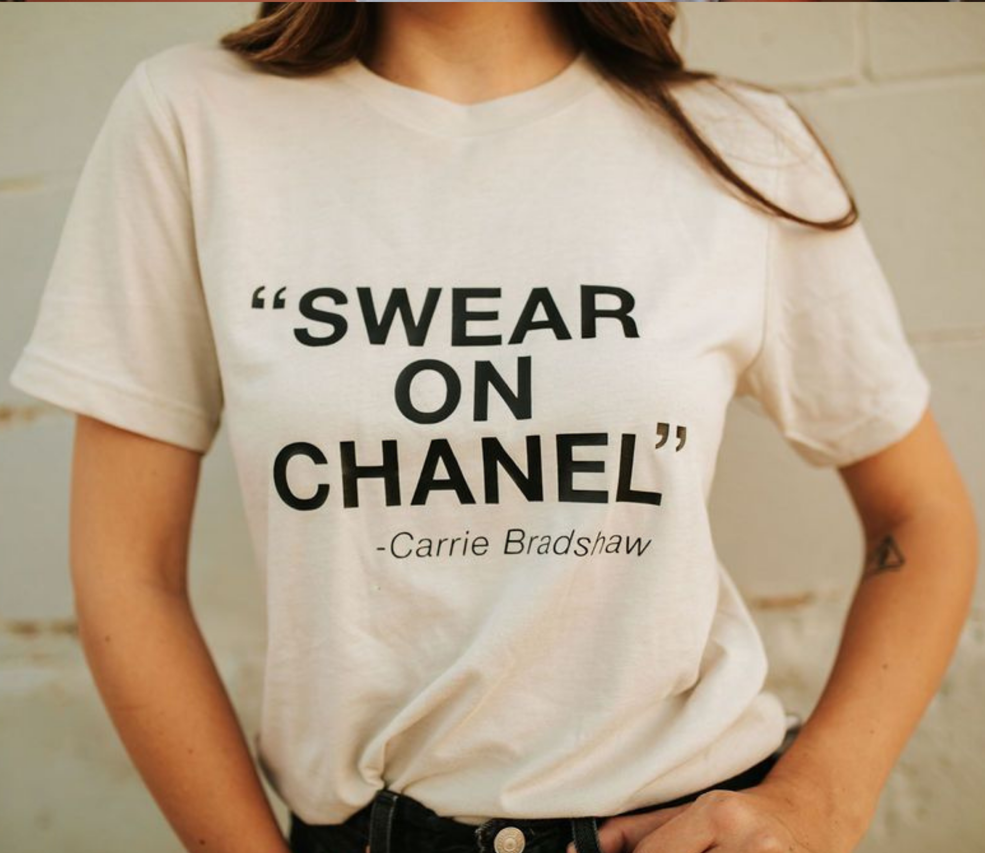Swear On Chanel Carrie Bradshaw Tee – Letters and Lucy